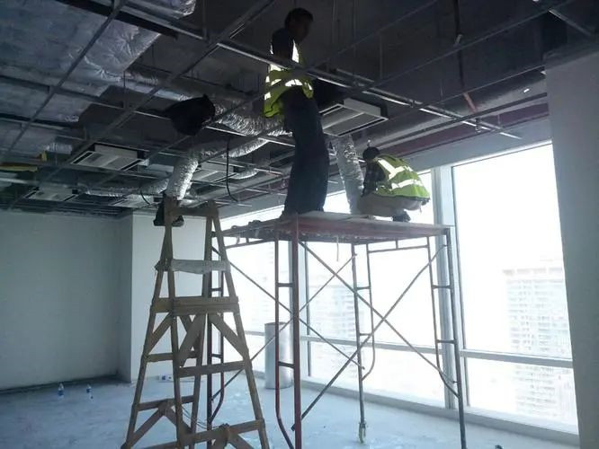 在設計師的工作中，客戶都有一定的知識水平